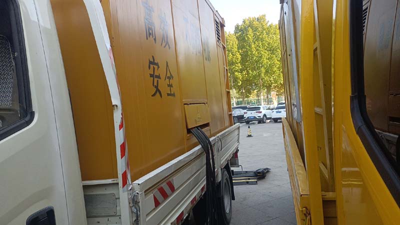 石林如何判断柴油发电机组和UPS电源的切换时间是否符合要求？